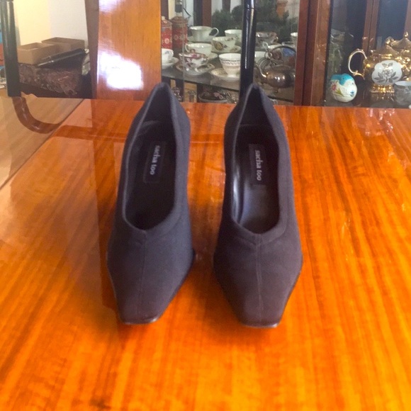 COPY - Sachs Too Heels - Picture 2 of 14